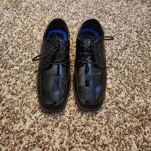 Boys Size 12 Shiny Dress Shoes